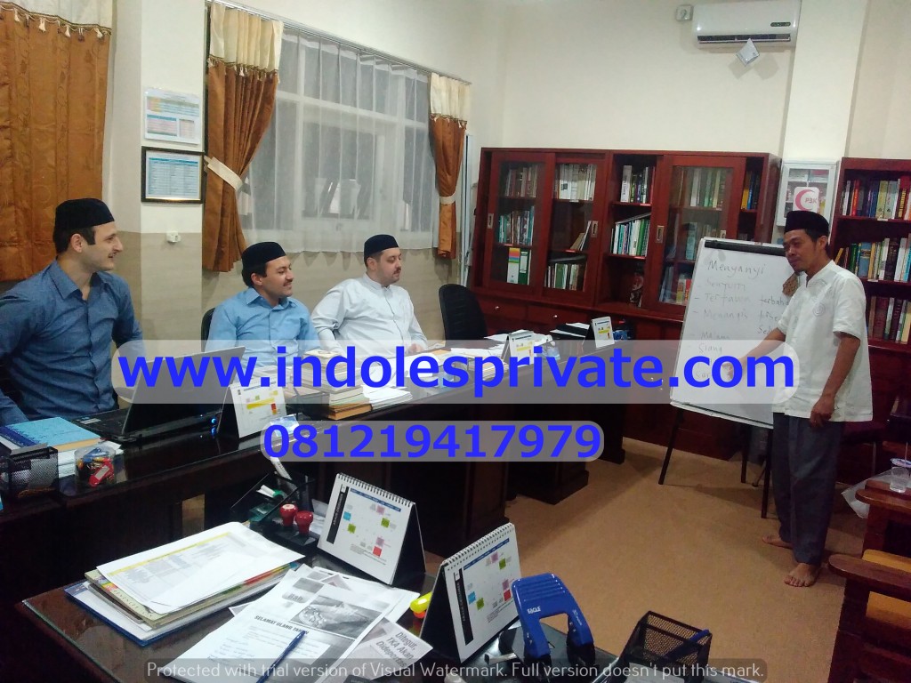 les bahasa indonesia untuk timur tengah